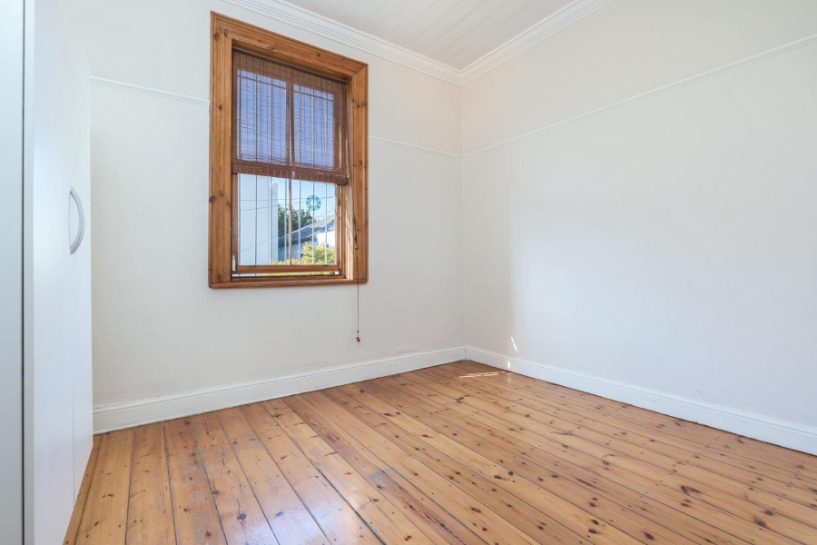 3 Bedroom Property for Sale in Sea Point Western Cape